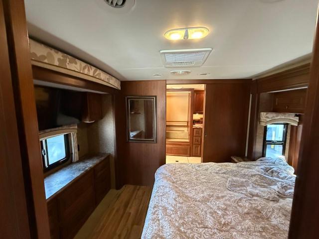 4UZAB2DT7ECFT1036 - 2014 FREIGHTLINER CHASSIS XC შავი ფოტო 9