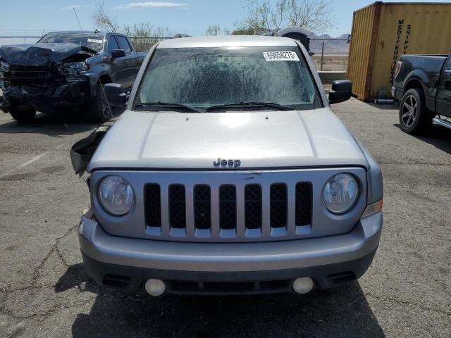 1C4NJRBB5FD417671 - 2015 JEEP PATRIOT SPORT GRAY photo 5