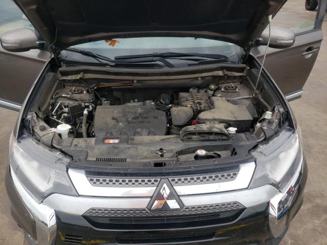 JA4AD3A3XKZ022258 - 2019 MITSUBISHI OUTLANDER SE BROWN photo 11