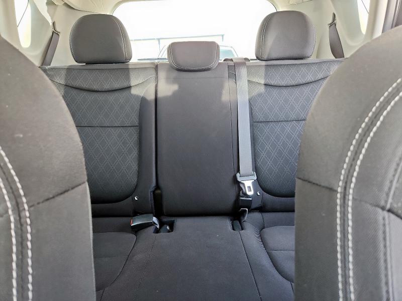 KNDJN2A23K7645138 - 2019 KIA SOUL 白色 照片 10