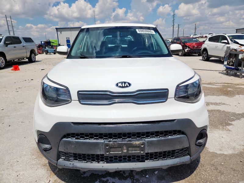 KNDJN2A23K7645138 - 2019 KIA SOUL 白色 照片 5