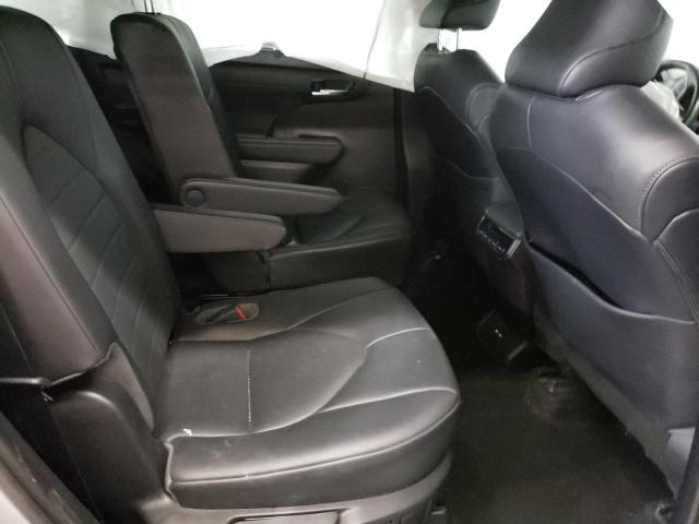 5TDGZRBH5LS516013 - 2020 TOYOTA HIGHLANDER XLE SILVER photo 11