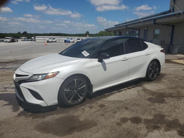 2019 TOYOTA CAMRY XSE, 