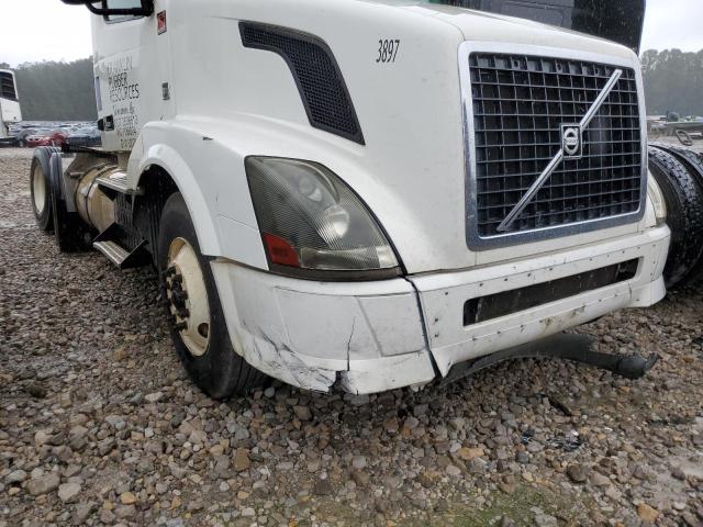 4V4NC9EJ3DN133545 - 2013 VOLVO VN VNL WHITE photo 9