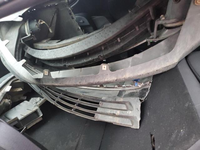 NMTKHMBX7JR035795 - 2018 TOYOTA C-HR XLE Silber Foto 12