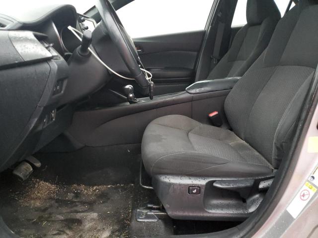 NMTKHMBX7JR035795 - 2018 TOYOTA C-HR XLE Silber Foto 7