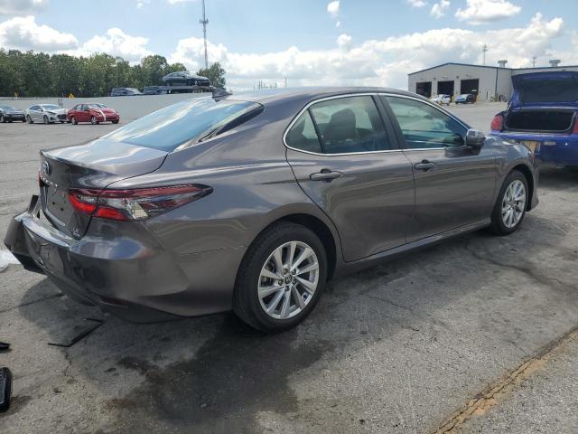 4T1C11BK8PU093234 - 2023 TOYOTA CAMRY LE GRAY photo 3