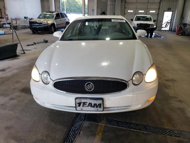 2G4WC582661221650 - 2006 BUICK LACROSSE CX Weiß Foto 5