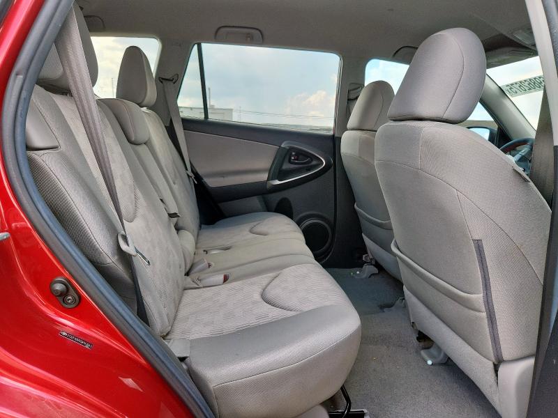 2T3ZF4DV6CW143943 - 2012 TOYOTA RAV4 RED photo 10