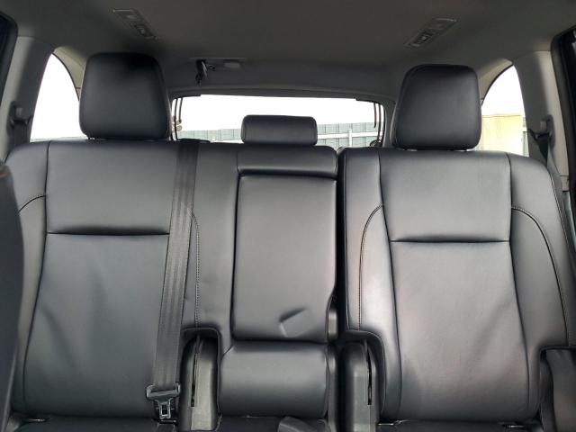 5TDJZRFH4KS713995 - 2019 TOYOTA HIGHLANDER SE 白色 照片 10