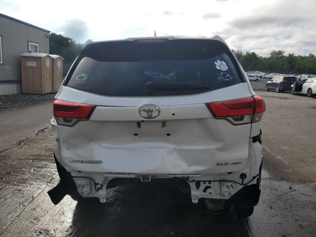 5TDJZRFH4KS713995 - 2019 TOYOTA HIGHLANDER SE 白色 照片 6