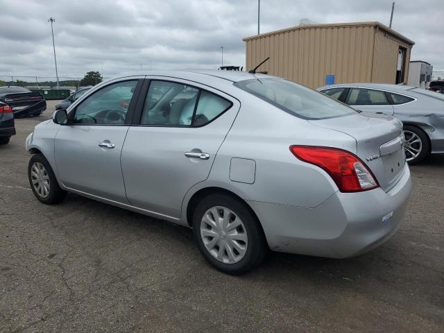 3N1CN7AP0CL918103 - 2012 NISSAN VERSA S Gümüş foto 2