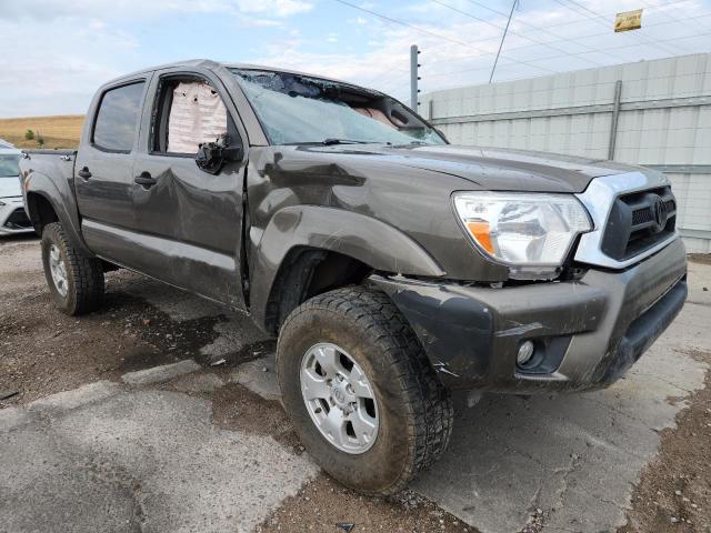 3TMLU4EN0DM117092 - 2013 TOYOTA TACOMA DOUBLE CAB ნაცრისფერი ფოტო 4
