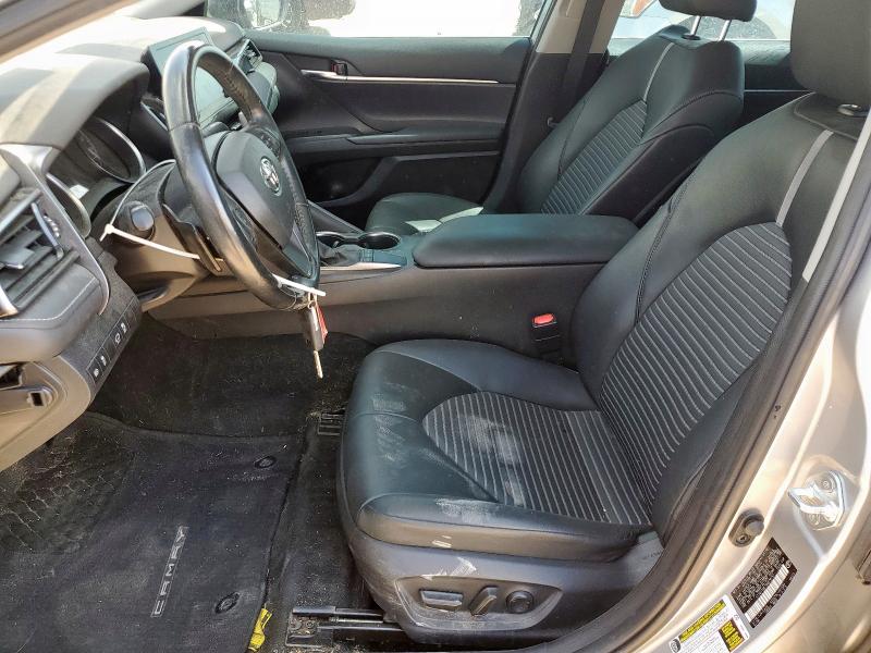 4T1G11AK7NU678757 - 2022 TOYOTA CAMRY SE 银色 照片 7