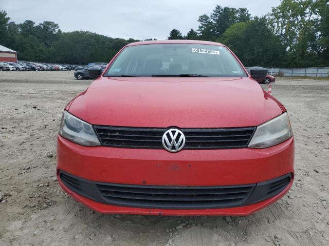 3VW2K7AJ7DM354228 - 2013 VOLKSWAGEN JETTA BASE أحمر صورة 5