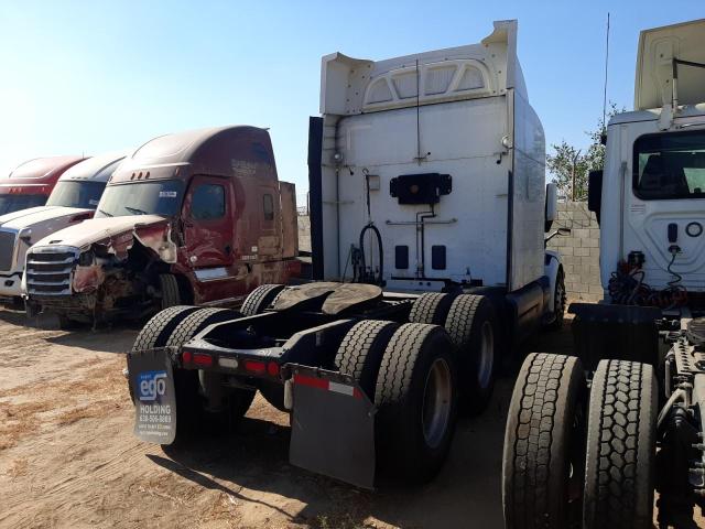 1XPBDP9X2JD484011 - 2018 PETERBILT 579 WHITE photo 4