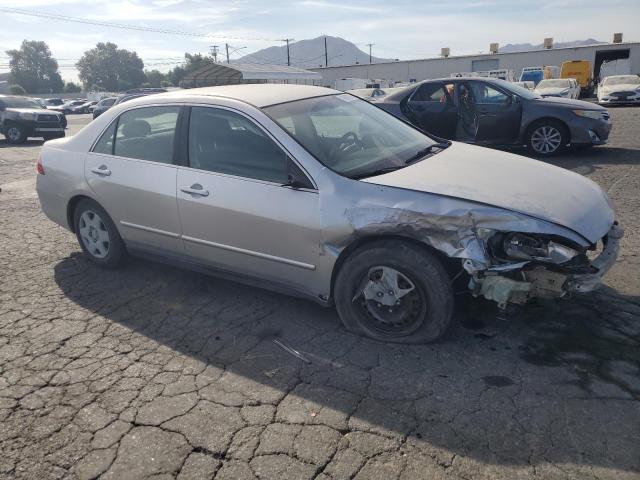 JHMCM56417C025909 - 2007 HONDA ACCORD LX SILVER photo 4