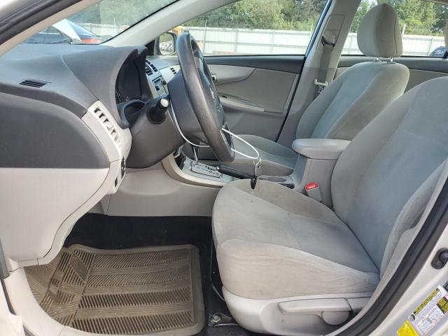 2T1BU4EE4DC090306 - 2013 TOYOTA COROLLA BASE Gümüş fotoğraf 7