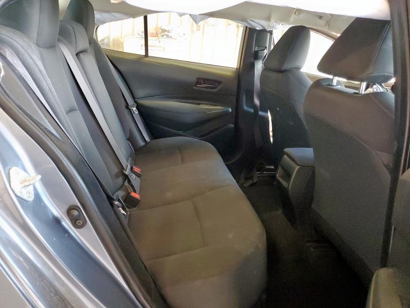 5YFEPMAEXNP275245 - 2022 TOYOTA COROLLA LE GRAY photo 10