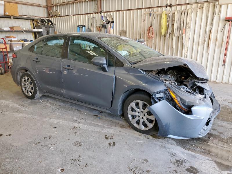5YFEPMAEXNP275245 - 2022 TOYOTA COROLLA LE GRAY photo 4