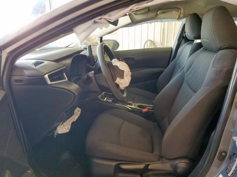 5YFEPMAEXNP275245 - 2022 TOYOTA COROLLA LE GRAY photo 7