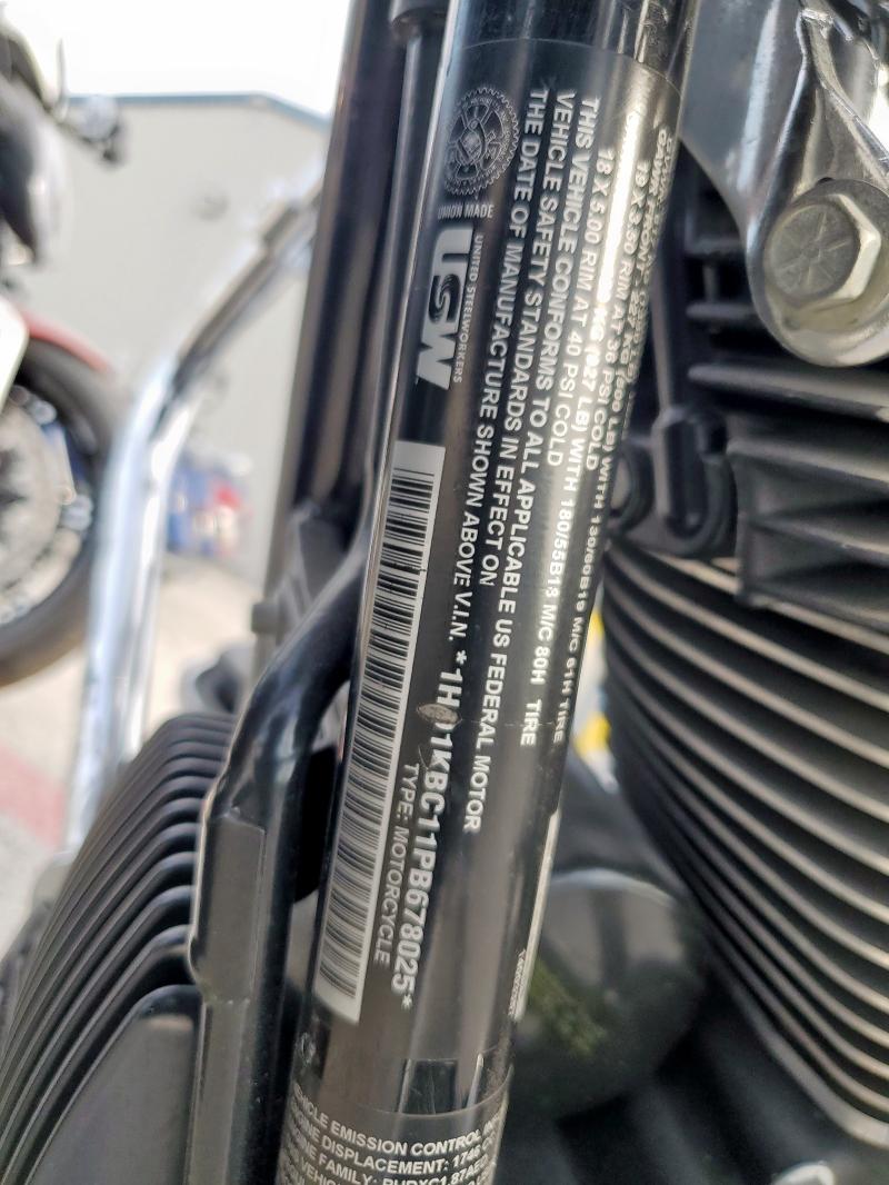 1HD1KBC11PB678025 - 2023 HARLEY-DAVIDSON FLHX BLACK photo 9