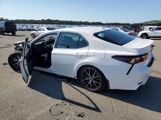 4T1G11AK0RU871919 - 2024 TOYOTA CAMRY SE NIGHT SHADE WHITE photo 2