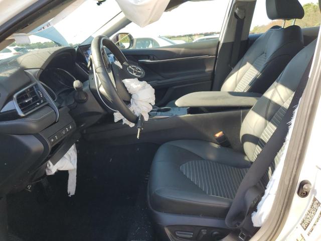 4T1G11AK0RU871919 - 2024 TOYOTA CAMRY SE NIGHT SHADE WHITE photo 7