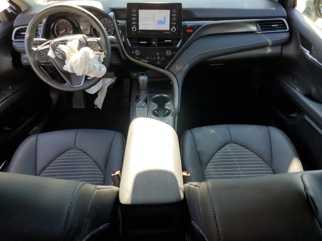 4T1G11AK0RU871919 - 2024 TOYOTA CAMRY SE NIGHT SHADE WHITE photo 8