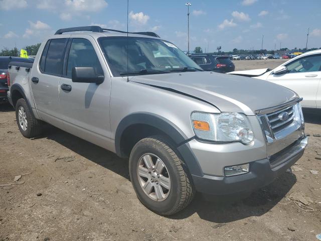 1FMEU51E28UB37300 - 2008 FORD EXPLORER S XLT SILVER photo 4