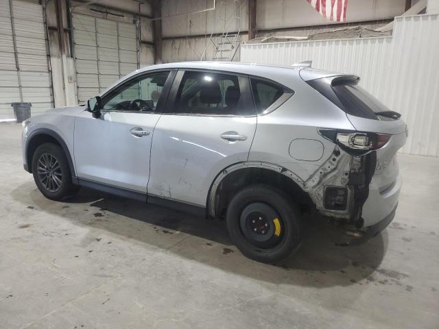 JM3KFACM9L0772455 - 2020 MAZDA CX-5 TOURING 银色 照片 2