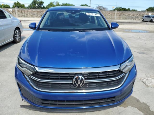 3VW5M7BU2RM031406 - 2024 VOLKSWAGEN JETTA S BLUE photo 5
