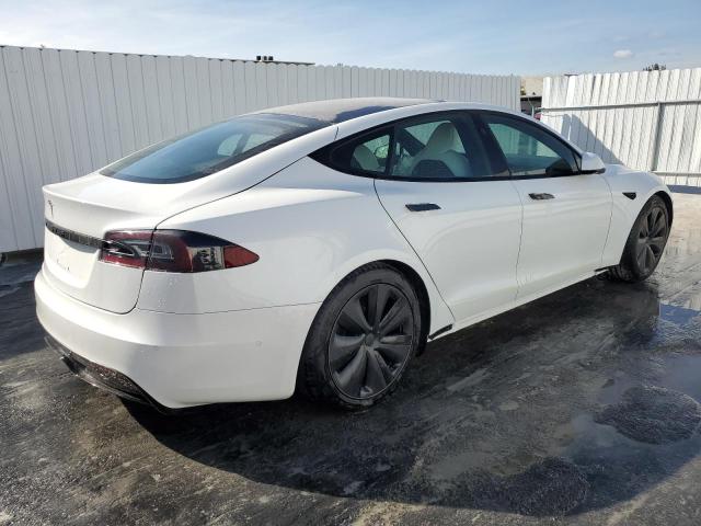 5YJSA1E50MF453591 - 2021 TESLA MODEL S WHITE photo 3