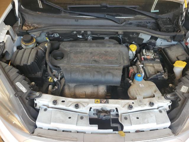 ZFBERFBT1G6B54901 - 2016 RAM PROMASTER SLT 白色 照片 12