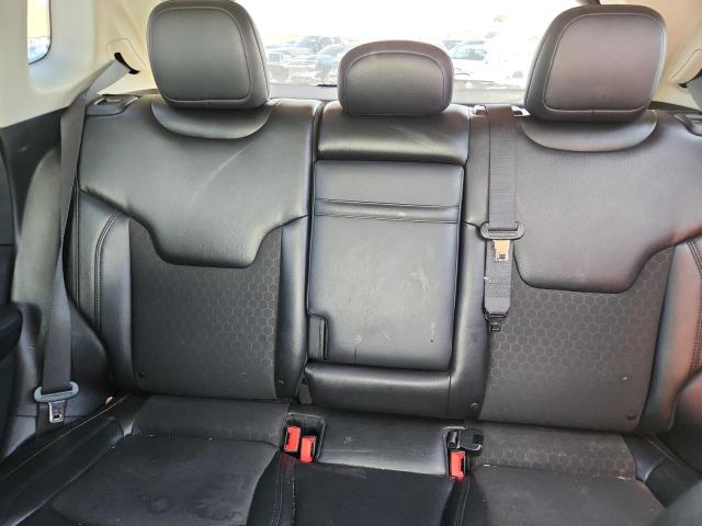 3C4NJDBB2JT394386 - 2018 JEEP COMPASS LATITUDE أبيض صورة 10