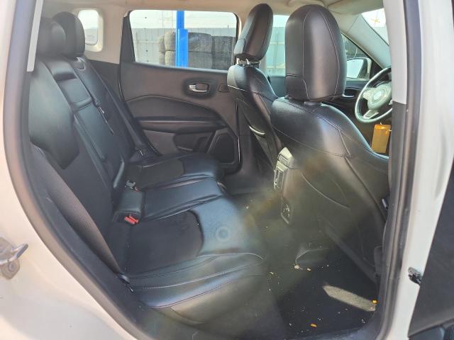 3C4NJDBB2JT394386 - 2018 JEEP COMPASS LATITUDE أبيض صورة 11