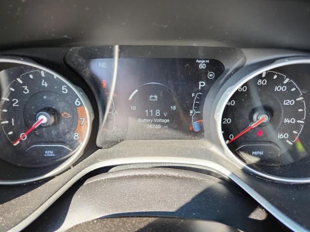 3C4NJDBB2JT394386 - 2018 JEEP COMPASS LATITUDE أبيض صورة 9