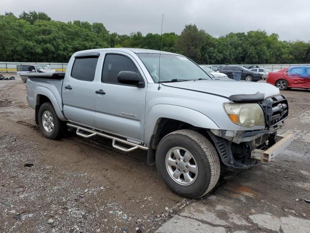 3TMJU62NX8M068786 - 2008 TOYOTA TACOMA DOUBLE CAB PRERUNNER SILVER photo 4