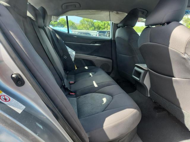 4T1B31HK3KU514041 - 2019 TOYOTA CAMRY LE SILVER photo 10