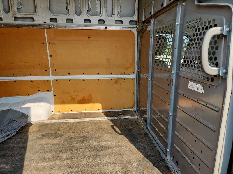 1N6AF0LY1JN816348 - 2018 NISSAN NV 2500 S 白色 照片 10