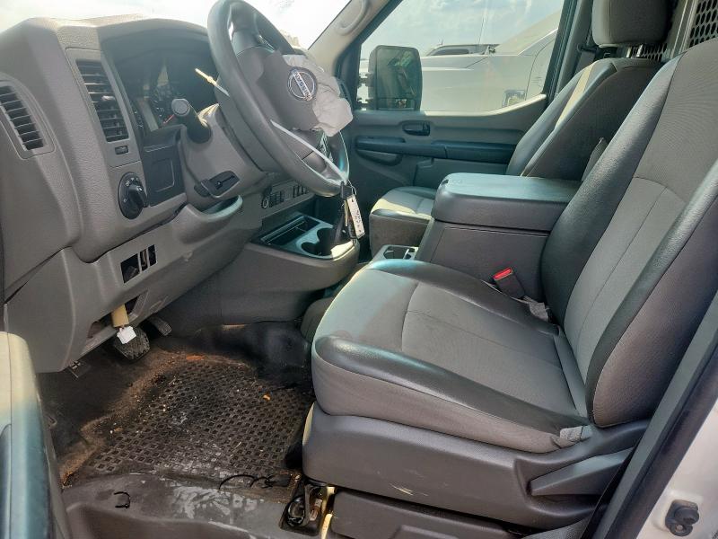 1N6AF0LY1JN816348 - 2018 NISSAN NV 2500 S 白色 照片 7