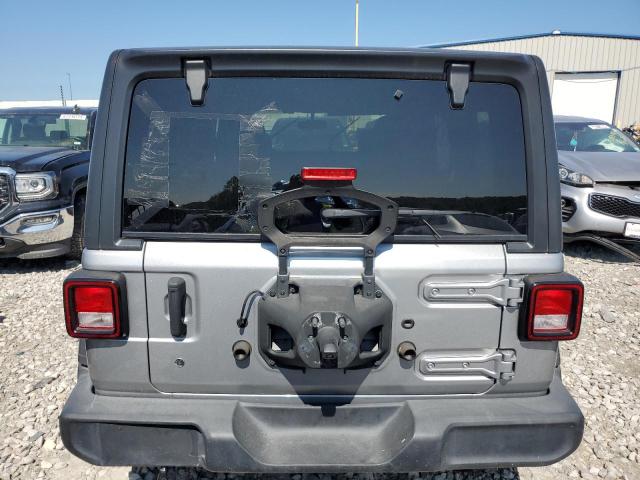 1C4HJXDN6JW145234 - 2018 JEEP WRANGLER U SPORT فضي صورة 6