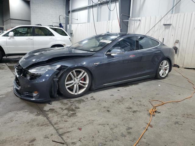 5YJSA1E41FF106863 - 2015 TESLA MODEL S GRAY photo 1