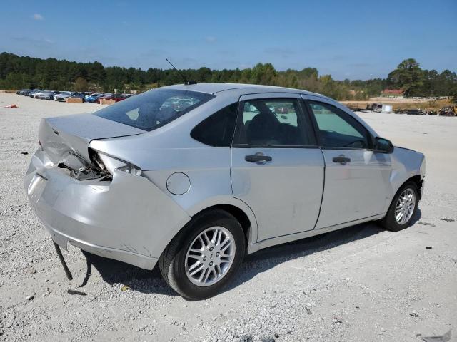 1FAHP3FN3BW112249 - 2011 FORD FOCUS SE SILVER photo 3