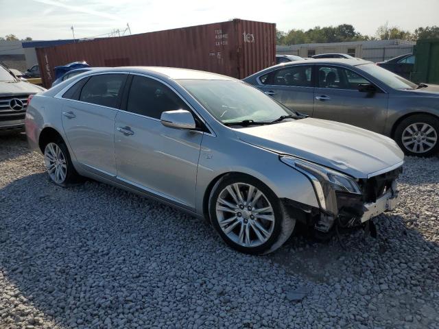 2G61M5S34J9158221 - 2018 CADILLAC XTS LUXURY SILVER photo 4