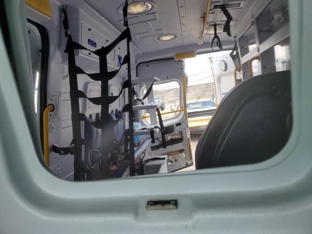 3C6MRVHG0NE140027 - 2022 RAM PROMASTER 3500 HIGH Weiß Foto 10