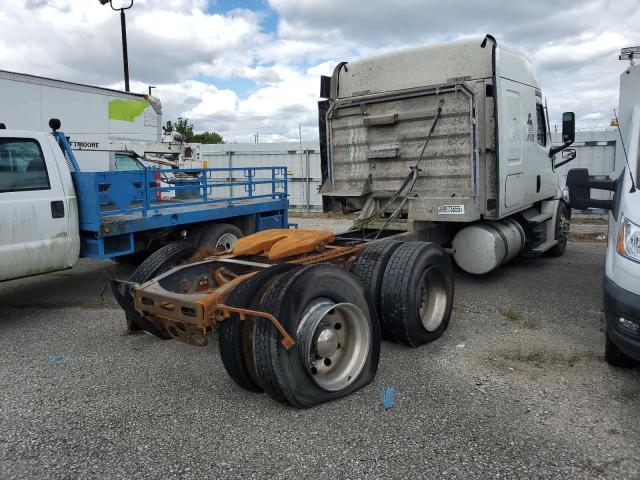 3AKJHHDR7LSLS5362 - 2020 FREIGHTLINER CASCADIA 1 Սպիտակ լուսանկար 4