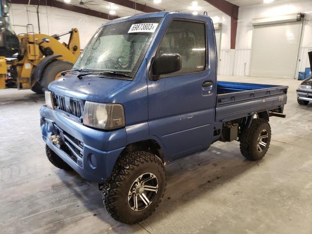 U72T0004776 - 2004 NISSAN TRUCK BLUE photo 2