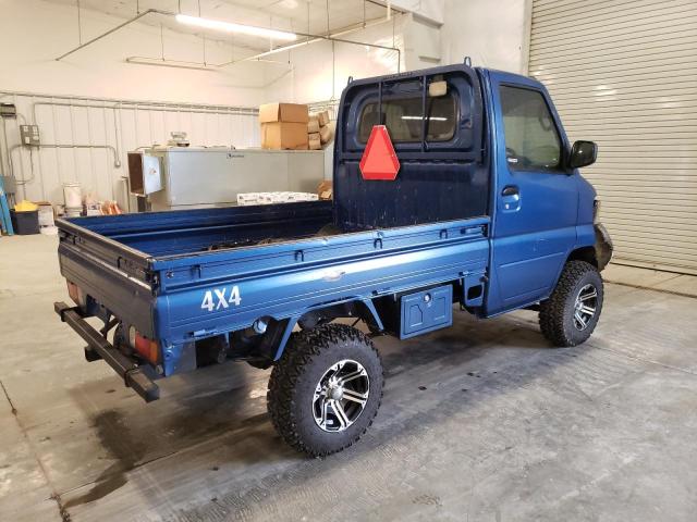 U72T0004776 - 2004 NISSAN TRUCK BLUE photo 4