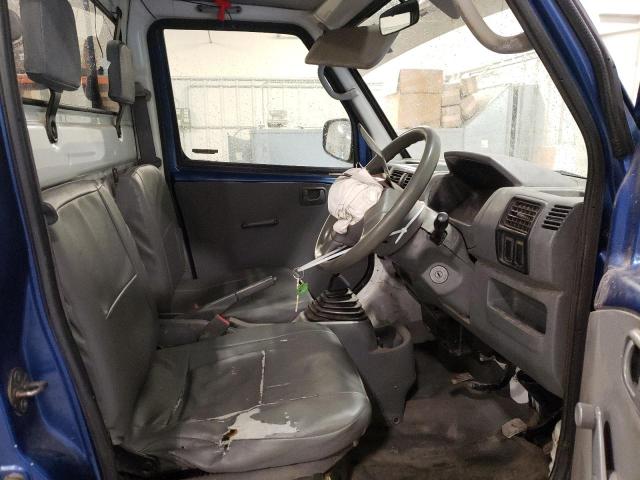 U72T0004776 - 2004 NISSAN TRUCK Blau Foto 5